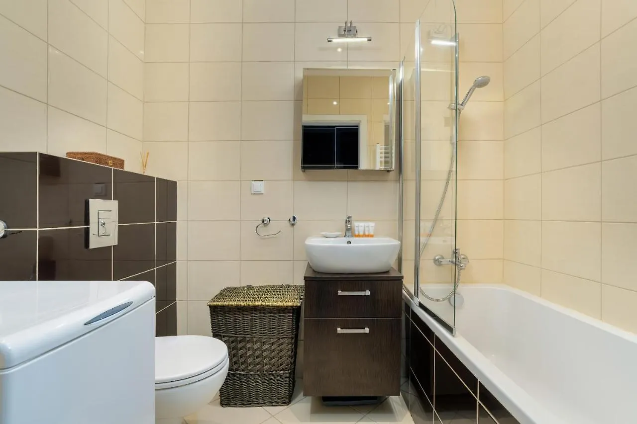 Stylish Studio For 2 With Balcony Robocza Poznan By Noclegi Renters Lengyelország